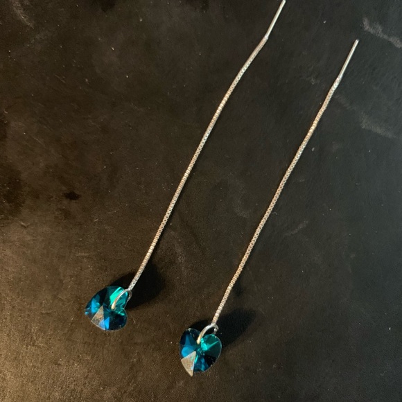 Earrings - Picture 4 of 4